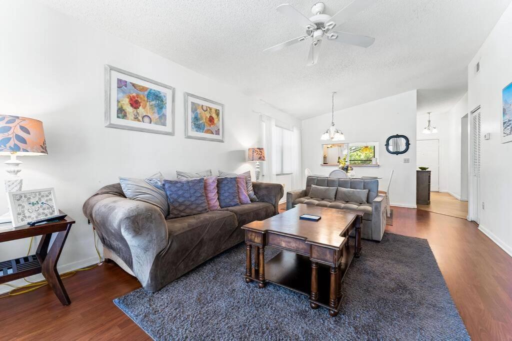 Appartamento Minutes To Anna Maria Island Bradenton Esterno foto