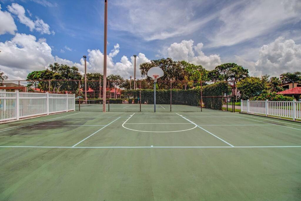 Appartamento Minutes To Anna Maria Island Bradenton Esterno foto