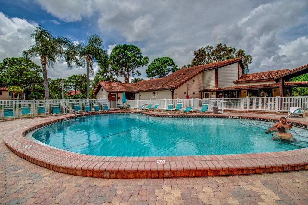 Appartamento Minutes To Anna Maria Island Bradenton Esterno foto